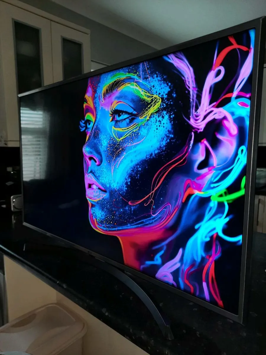 LG 43 inch Smart tv - Image 1