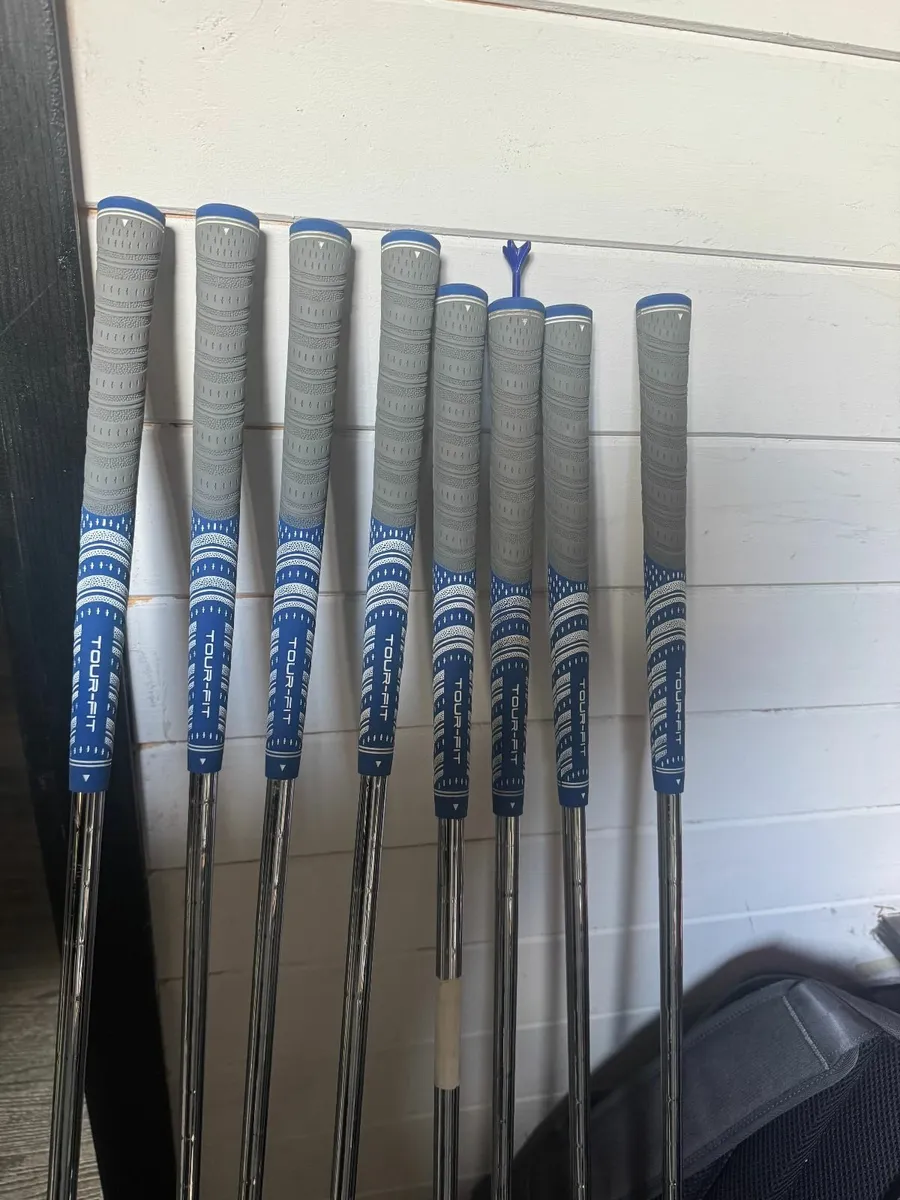 golf clubs - Image 1