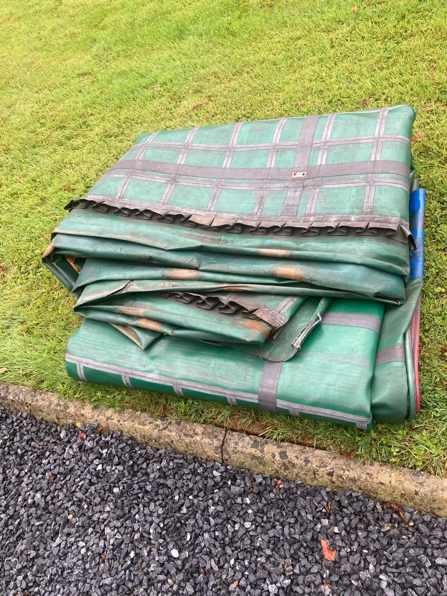 Used HEAVY DUTY TRUCK TARPAULINS