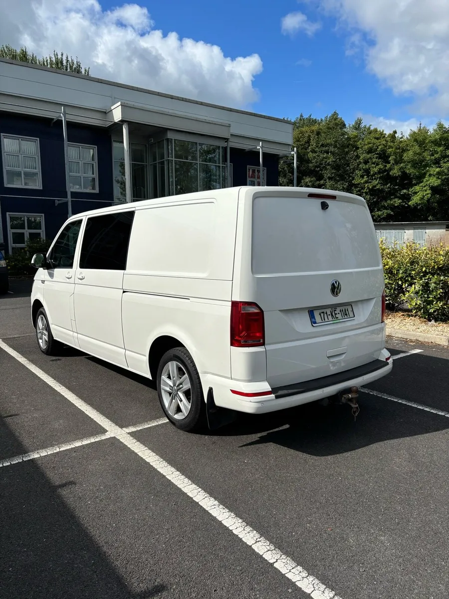 Volkswagen Transporter - Image 4