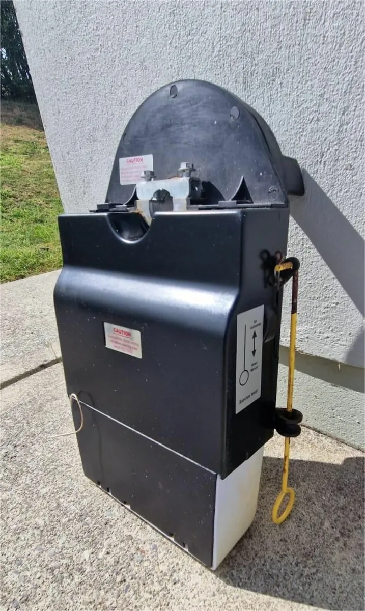 Garage Roller Door Operator - Image 3