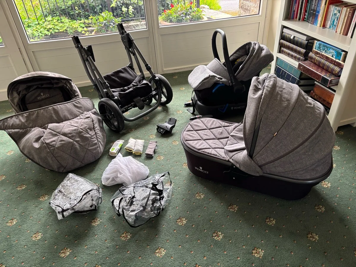 Venicci carbo 3 in 1 denim grey travel system - Image 1