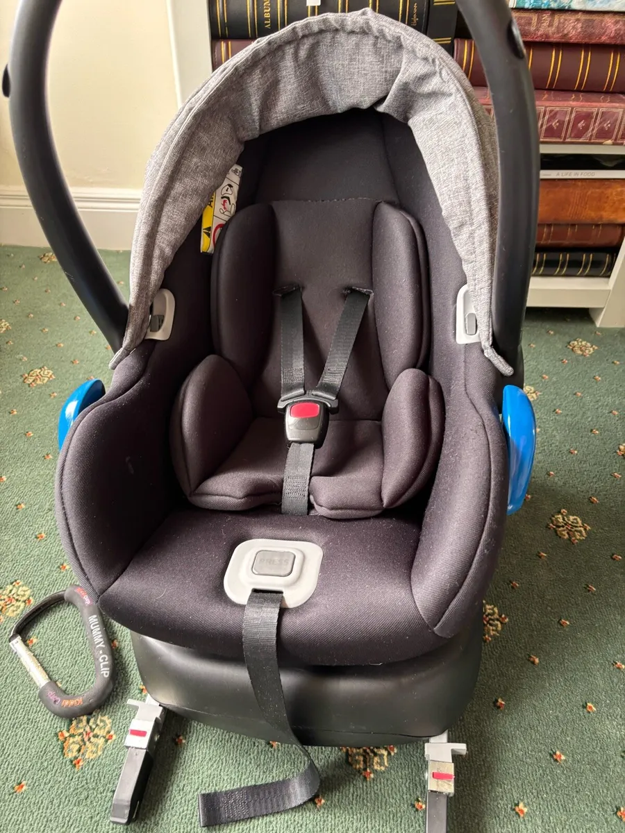 Venicci carbo 3 in 1 denim grey travel system - Image 2