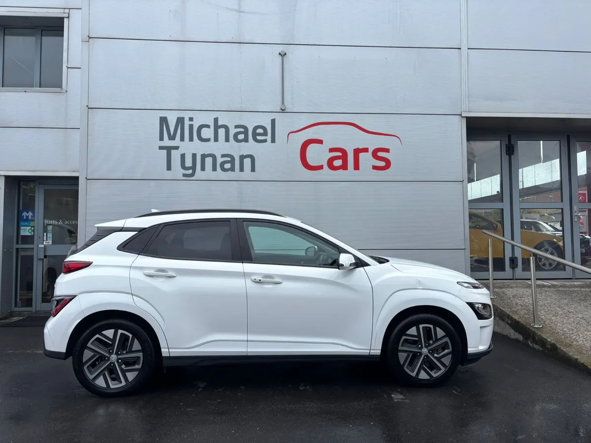 2021 Hyundai Kona 64kwh, Face lift, CarPlay - Image 4