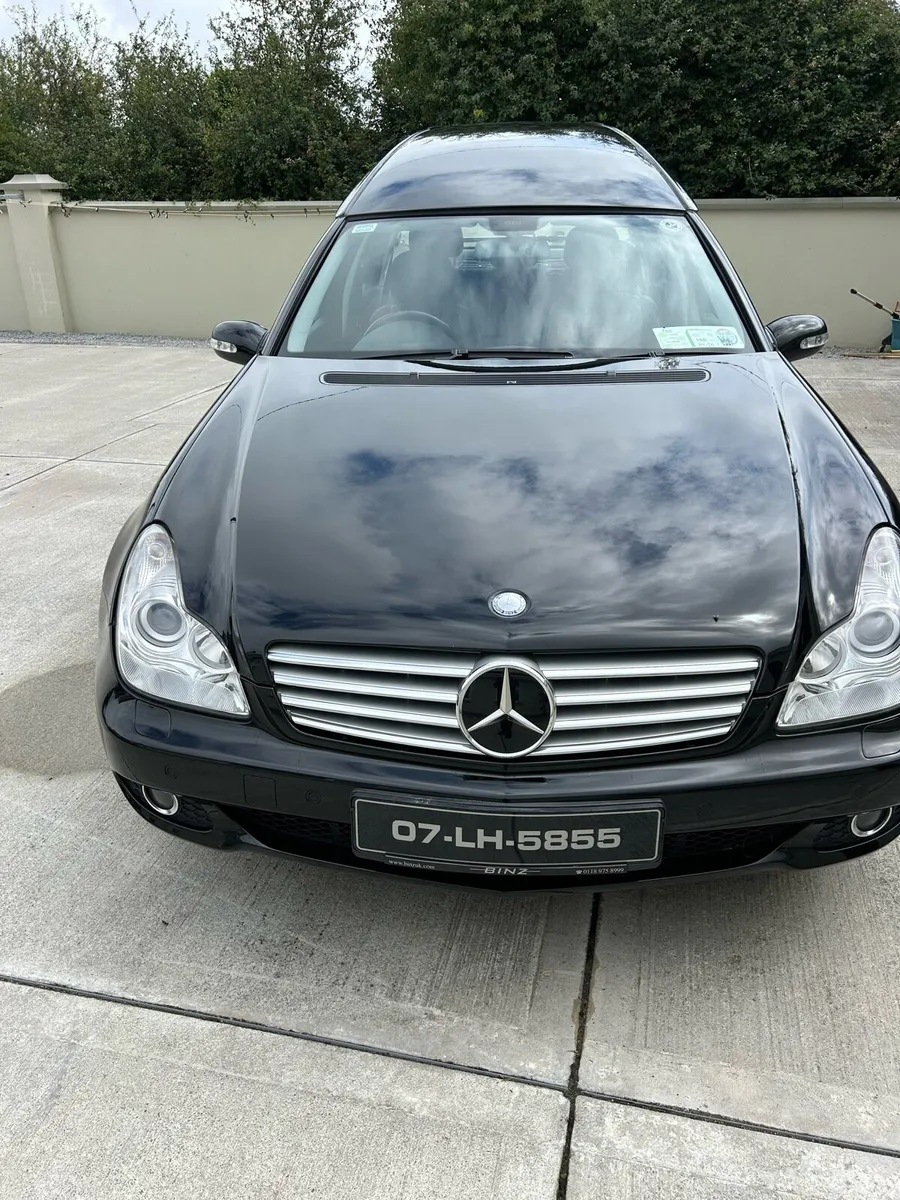 Hearse - Image 1