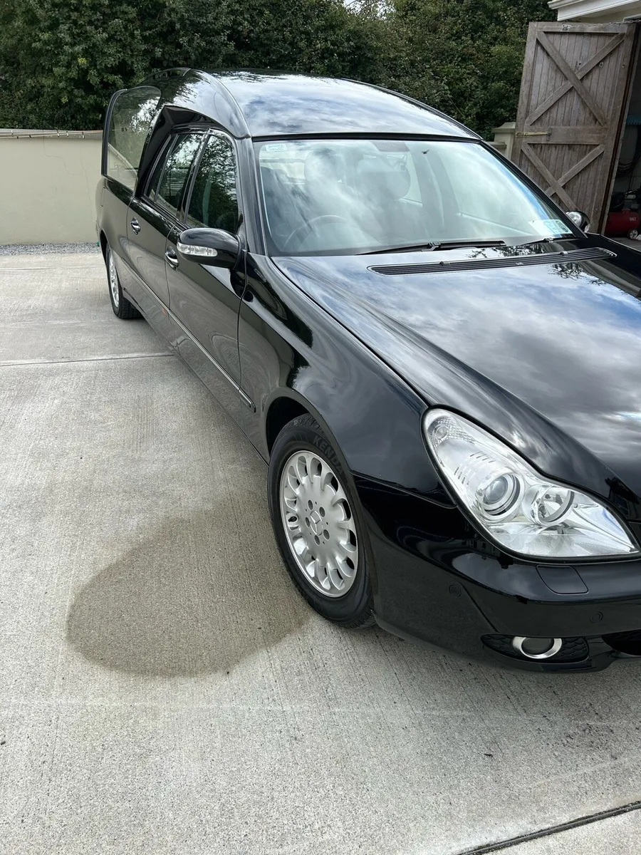 Hearse - Image 2