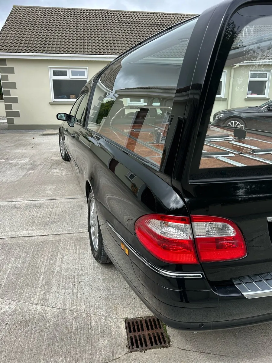 Hearse - Image 4