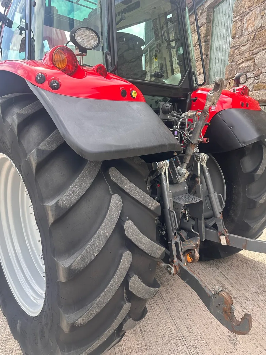 Massey Ferguson 5713s - Image 3