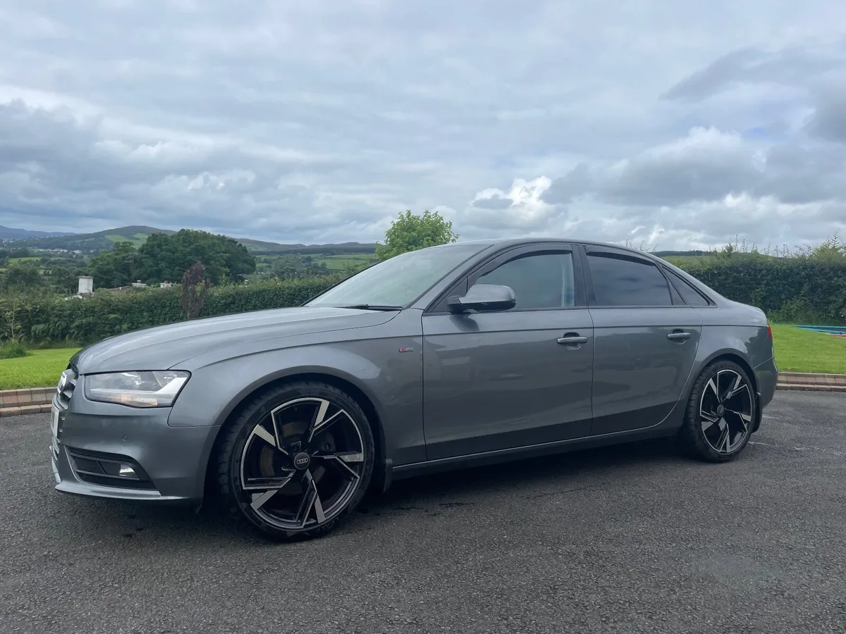Audi A4 2012 - Image 1