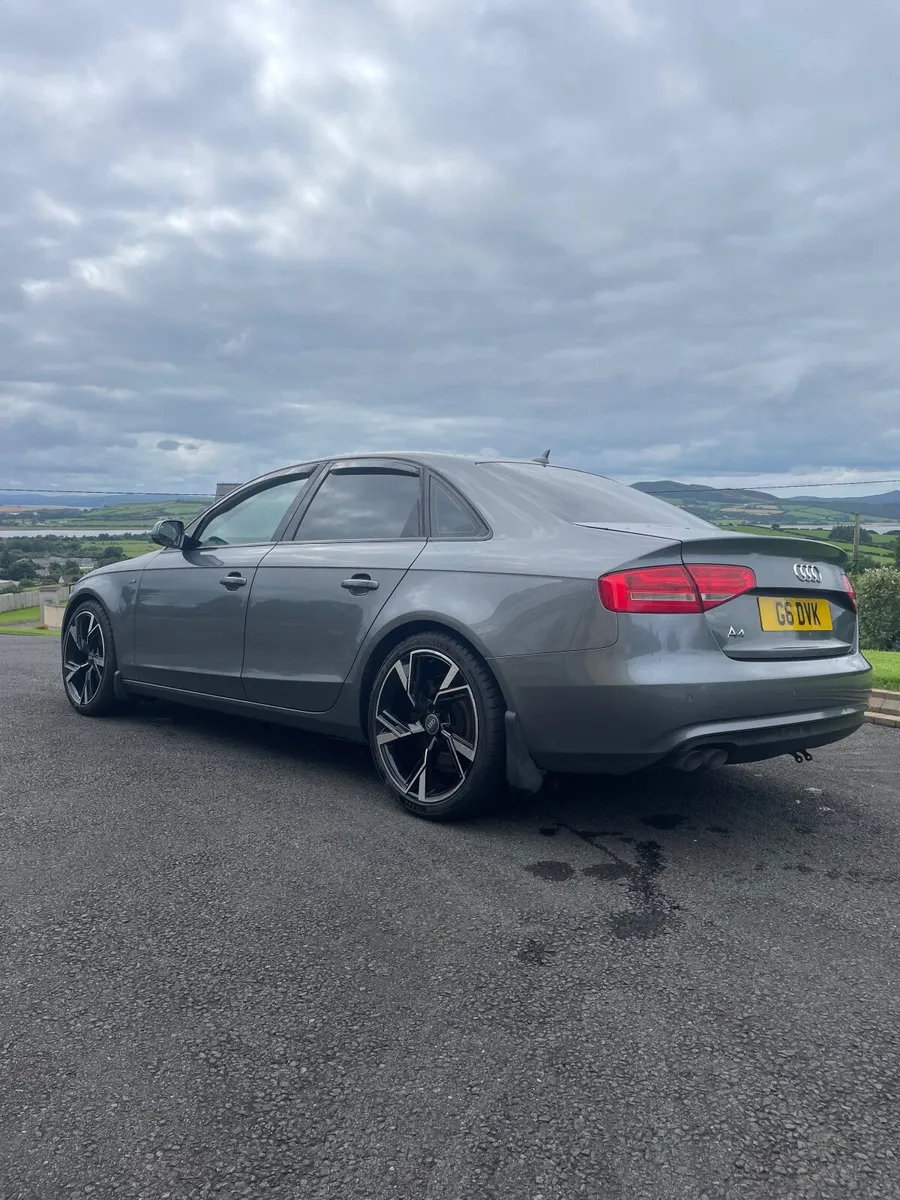 Audi A4 2012 - Image 2