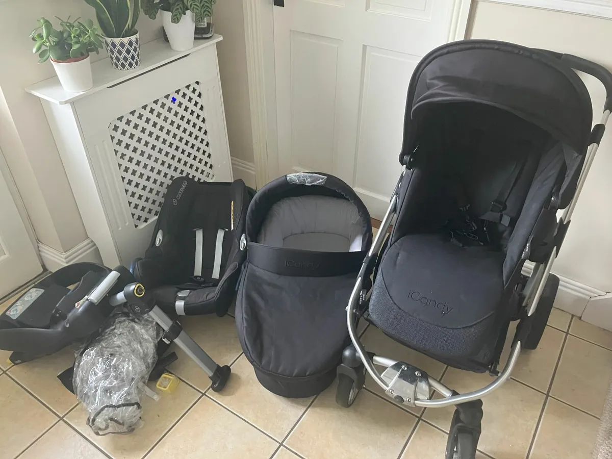 Icandy Apple 2  pear  travel system barely used - Image 1