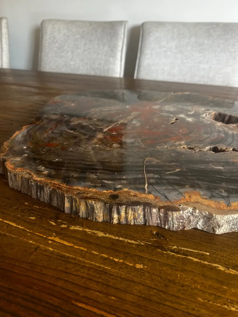 Rectified wood stunning piece - Image 1