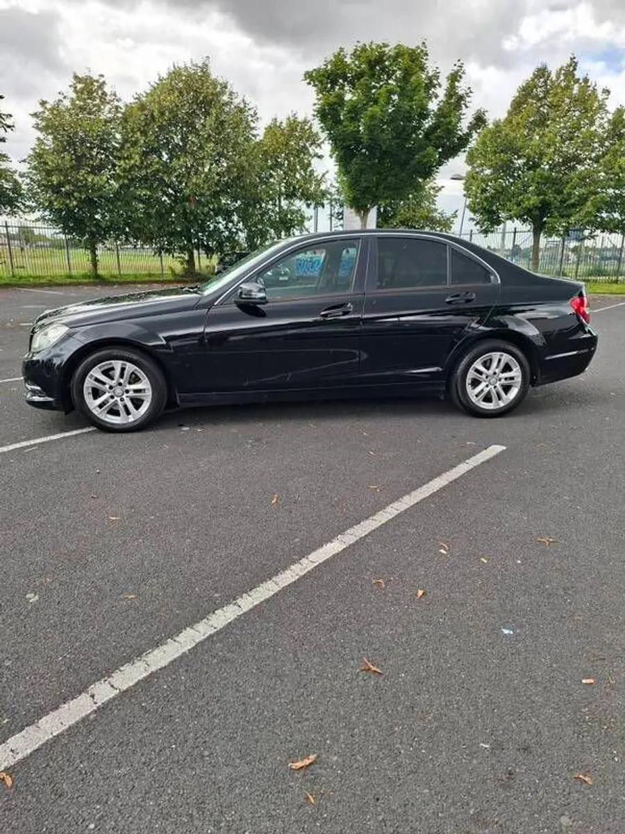 2013 Mercedes-benz C-class Executive New Nct! - Image 2