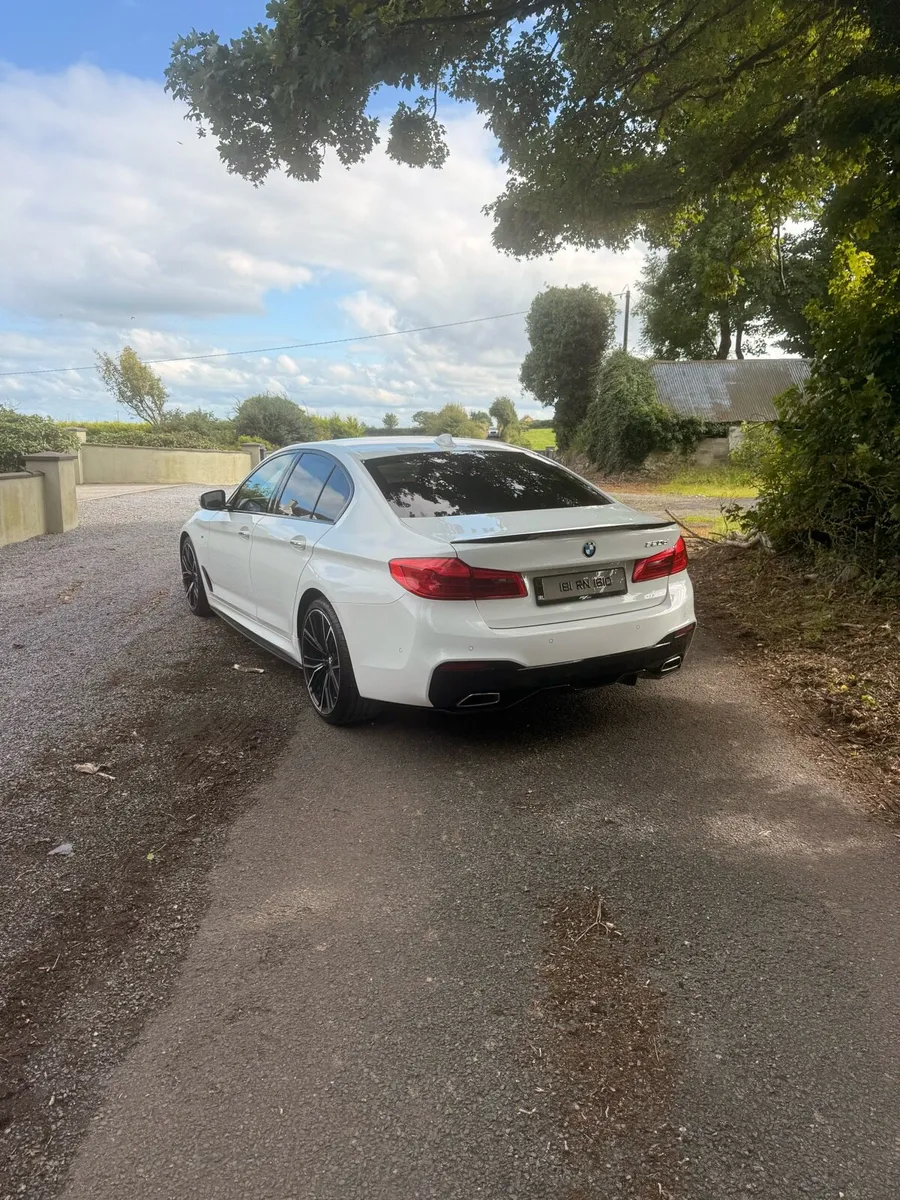 G30 520D - Image 2