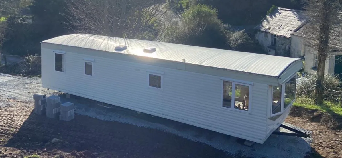 3 Bedroom Mobile home - Image 2