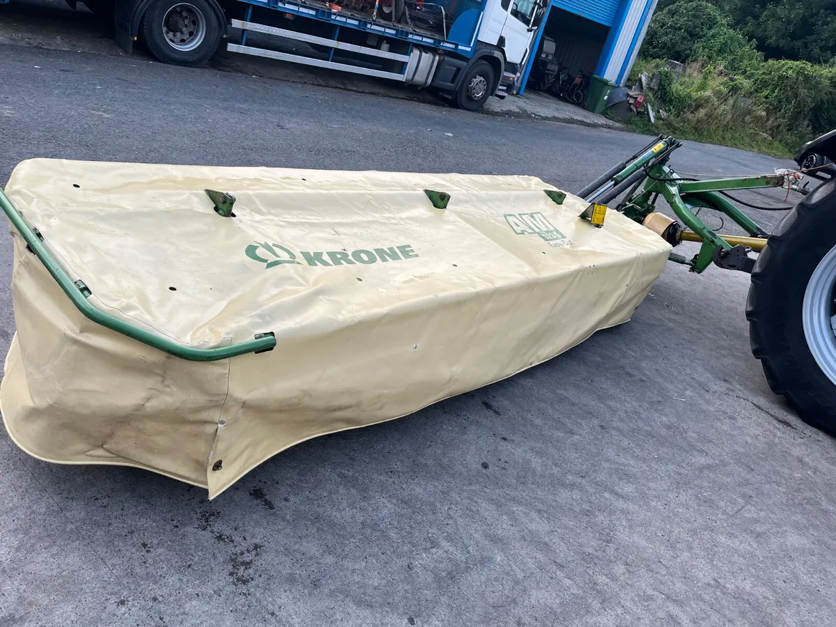 Krone AM 323s mower - Image 3