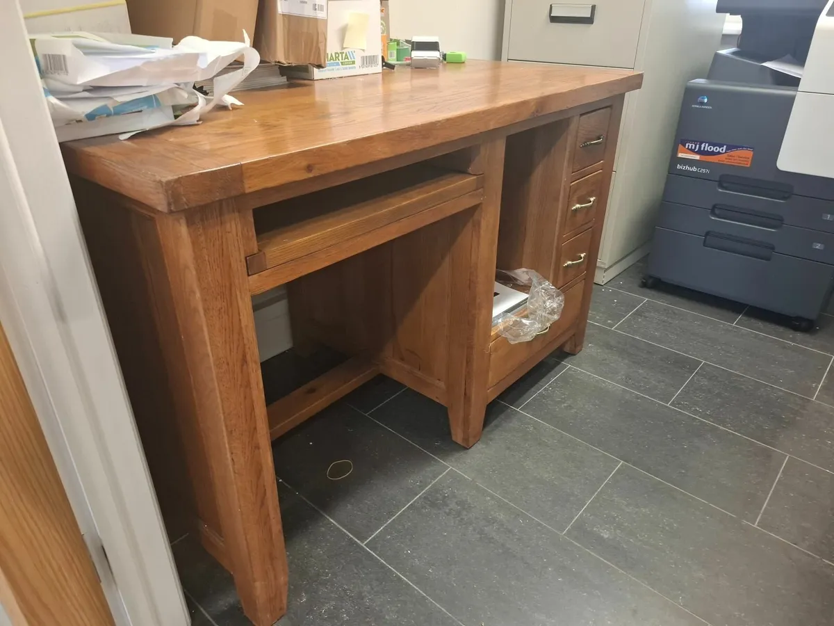 Solid Oak desk - Image 2