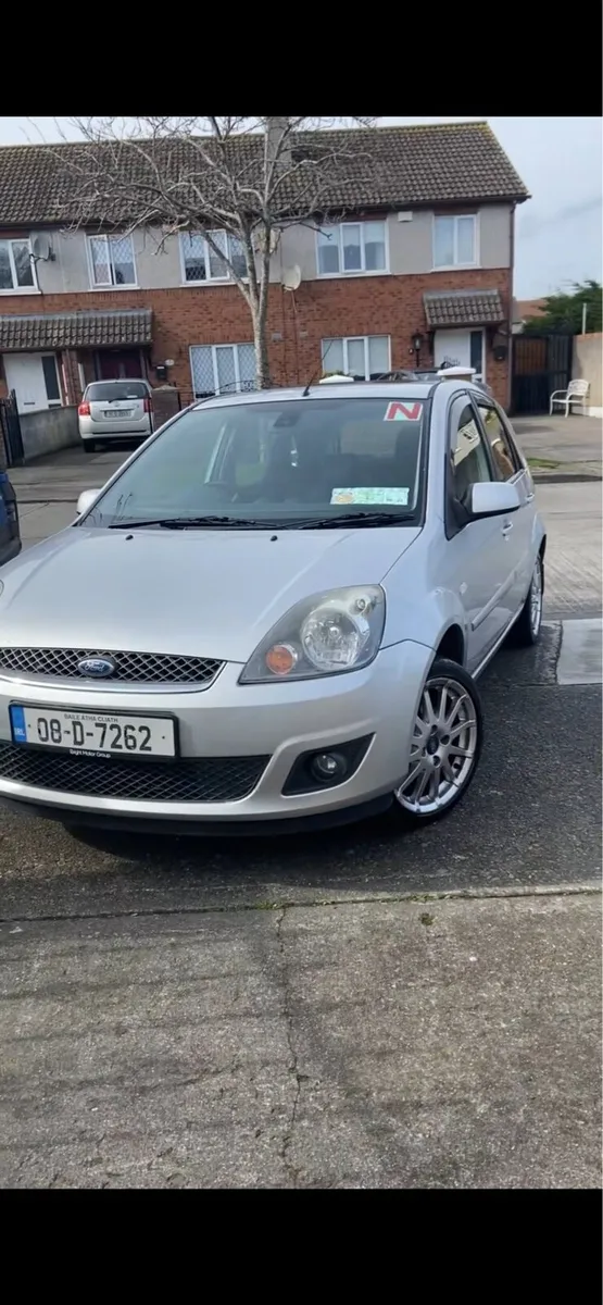 Ford fiesta - Image 2