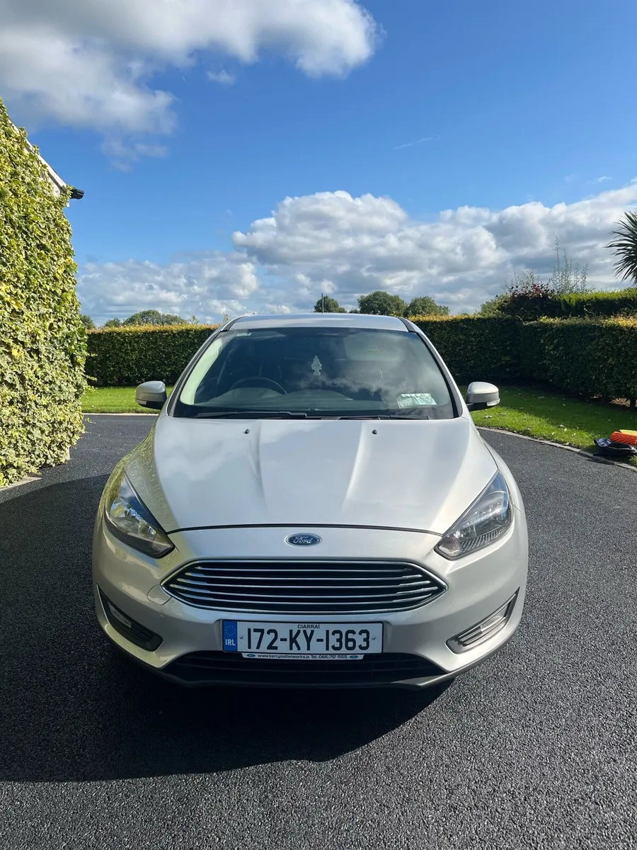 Ford Focus 2017 - Image 2