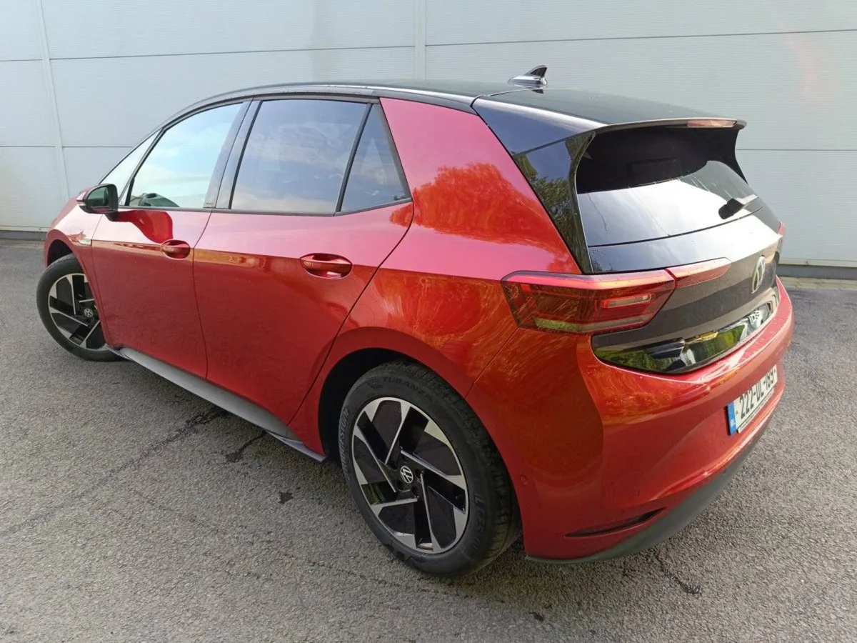 Volkswagen ID.3 Hi Spec Family Pro 145HP 58kwh Mi - Image 3