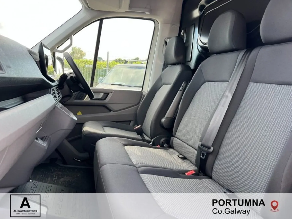 Volkswagen Crafter Automatic H 35 MWB 177BHP  43 - Image 3