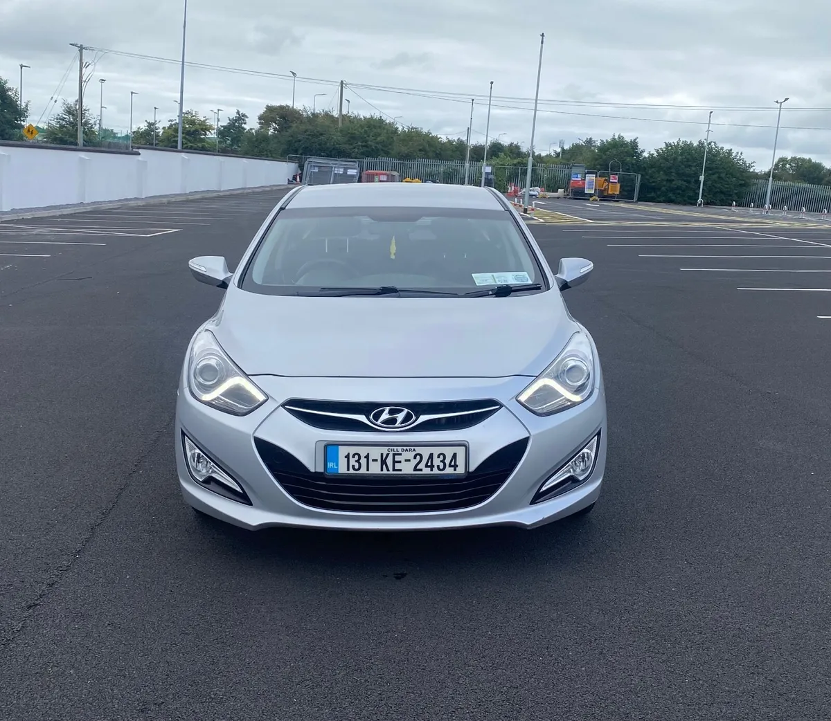 131 Hyundai I40 Executive Model. Nct 04.26 & Taxed - Image 2