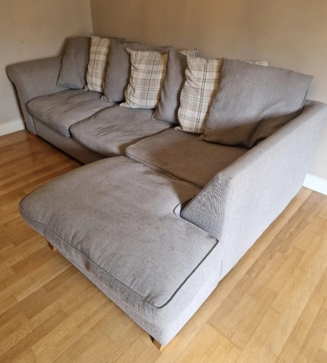 L shape corner sofa - Image 1