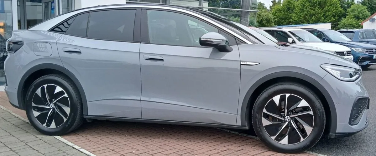 Volkswagen ID.5 Family 77kwh 174HP  fully Electri - Image 2
