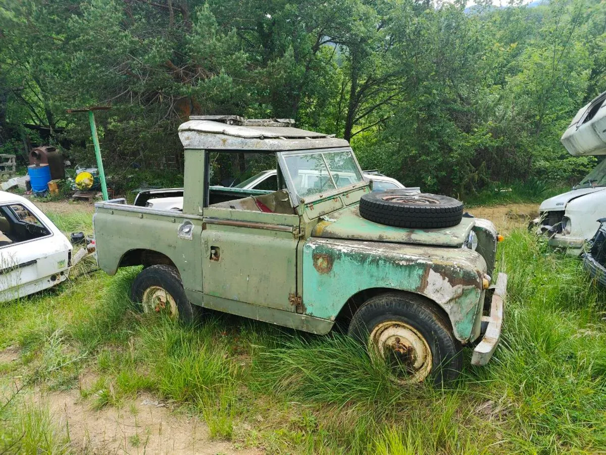 1959 Series 2 Land Rover Station Wagon - Image 2