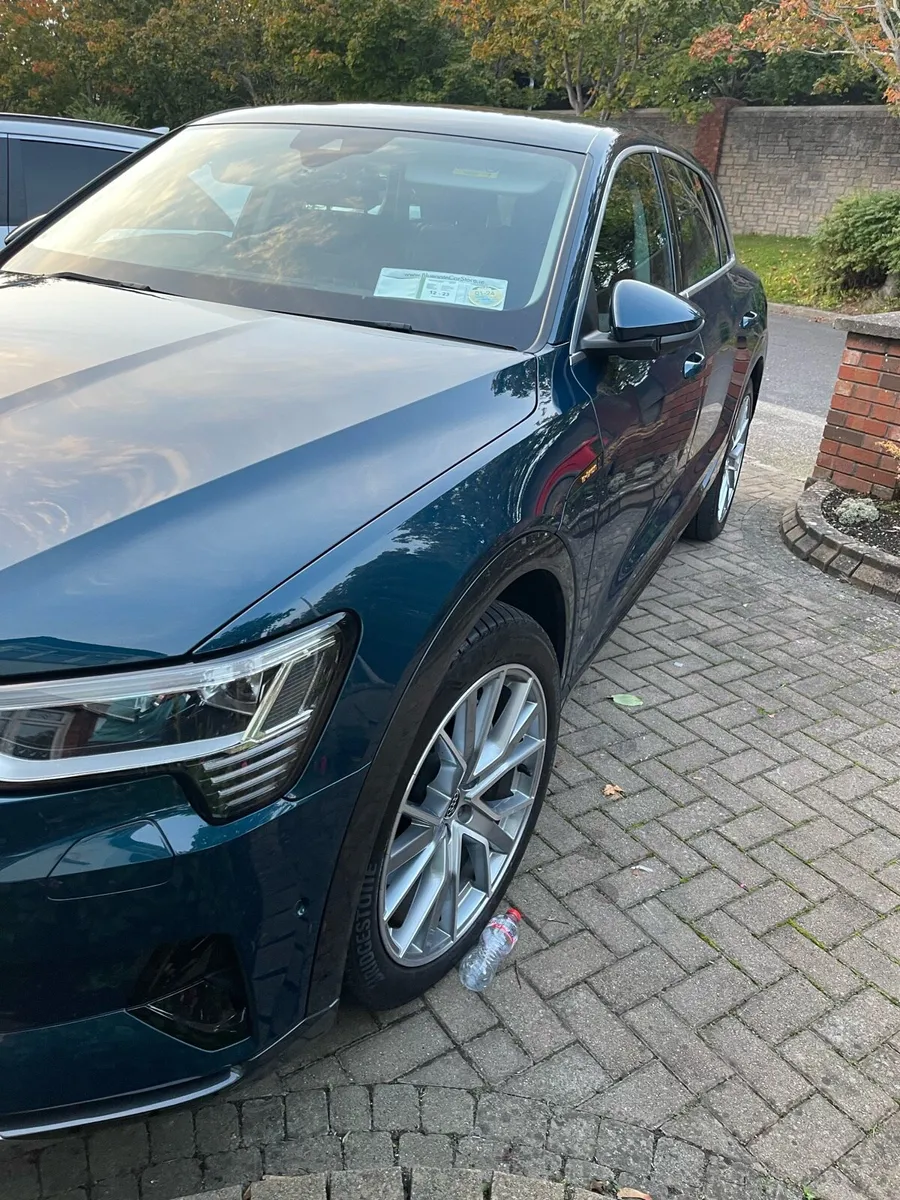 Audi Etron 50 Quotro Sport - Image 2