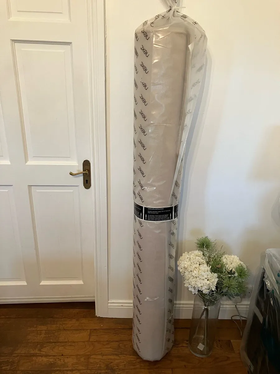 Brand New Rug still in packaging - Image 3
