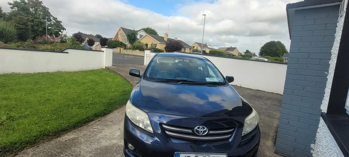 Toyota Corolla 2010 - Image 3