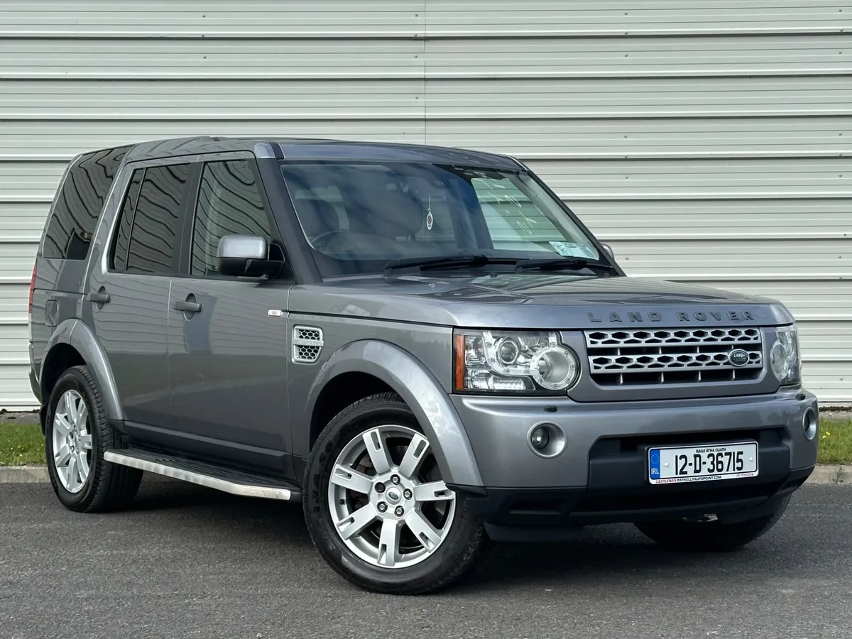 Land Rover Discovery 3.0 TDV6 XE Auto - Image 1