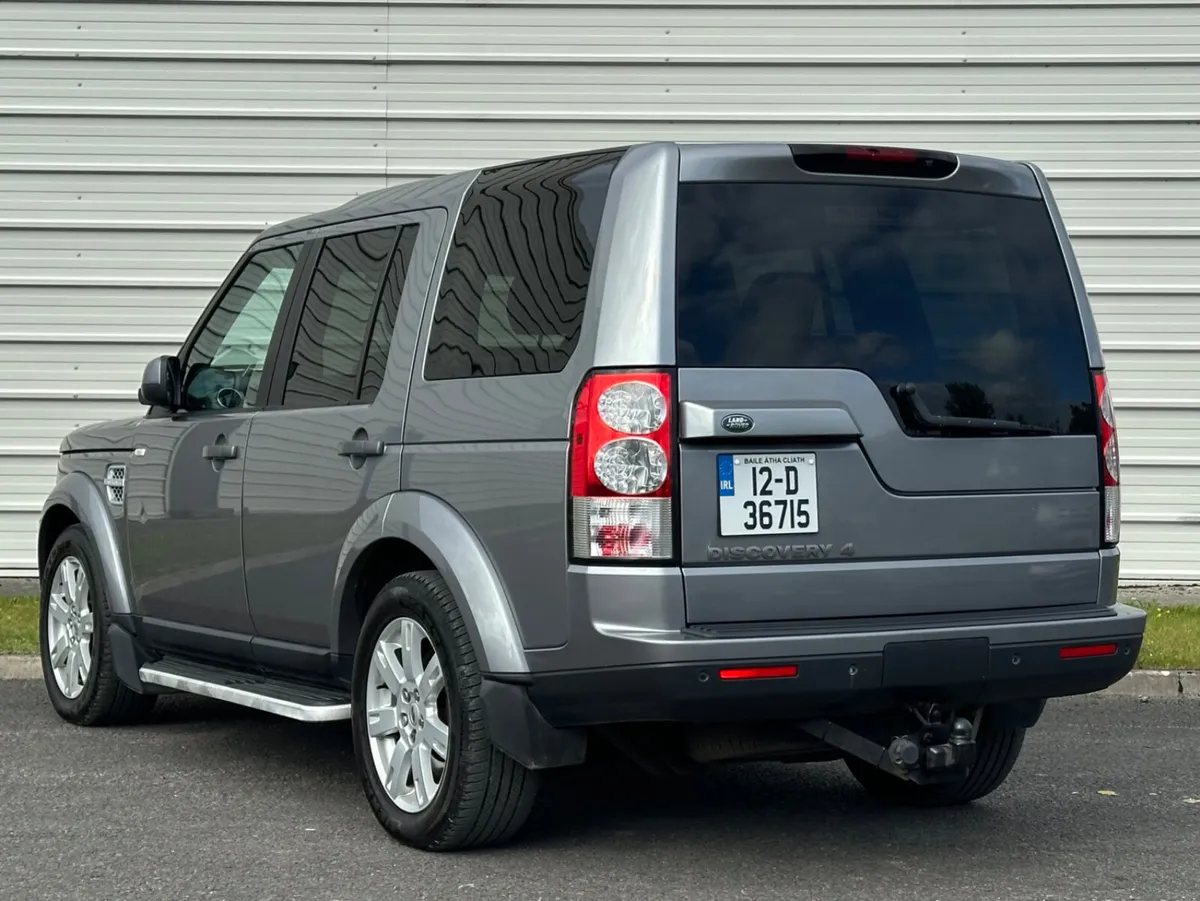 Land Rover Discovery 3.0 TDV6 XE Auto - Image 2