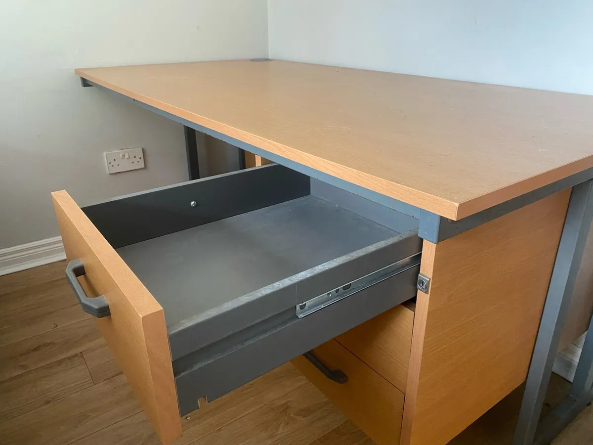 Study Desk - Image 2