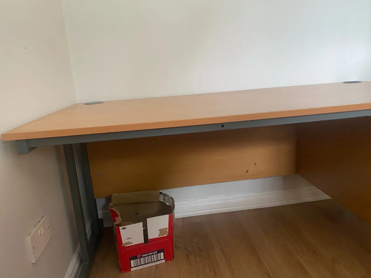 Study Desk - Image 4