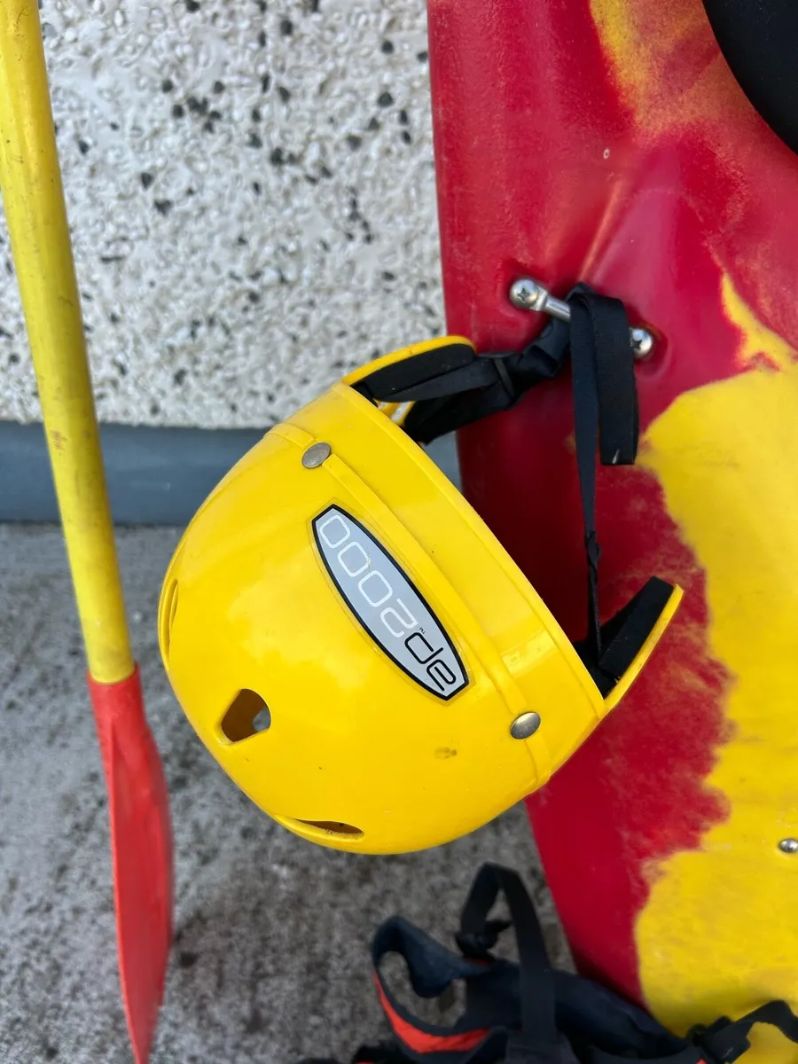 Kayak - Image 4