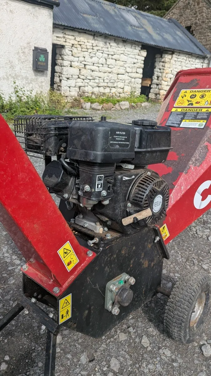 Petrol Wood Chipper - Image 2