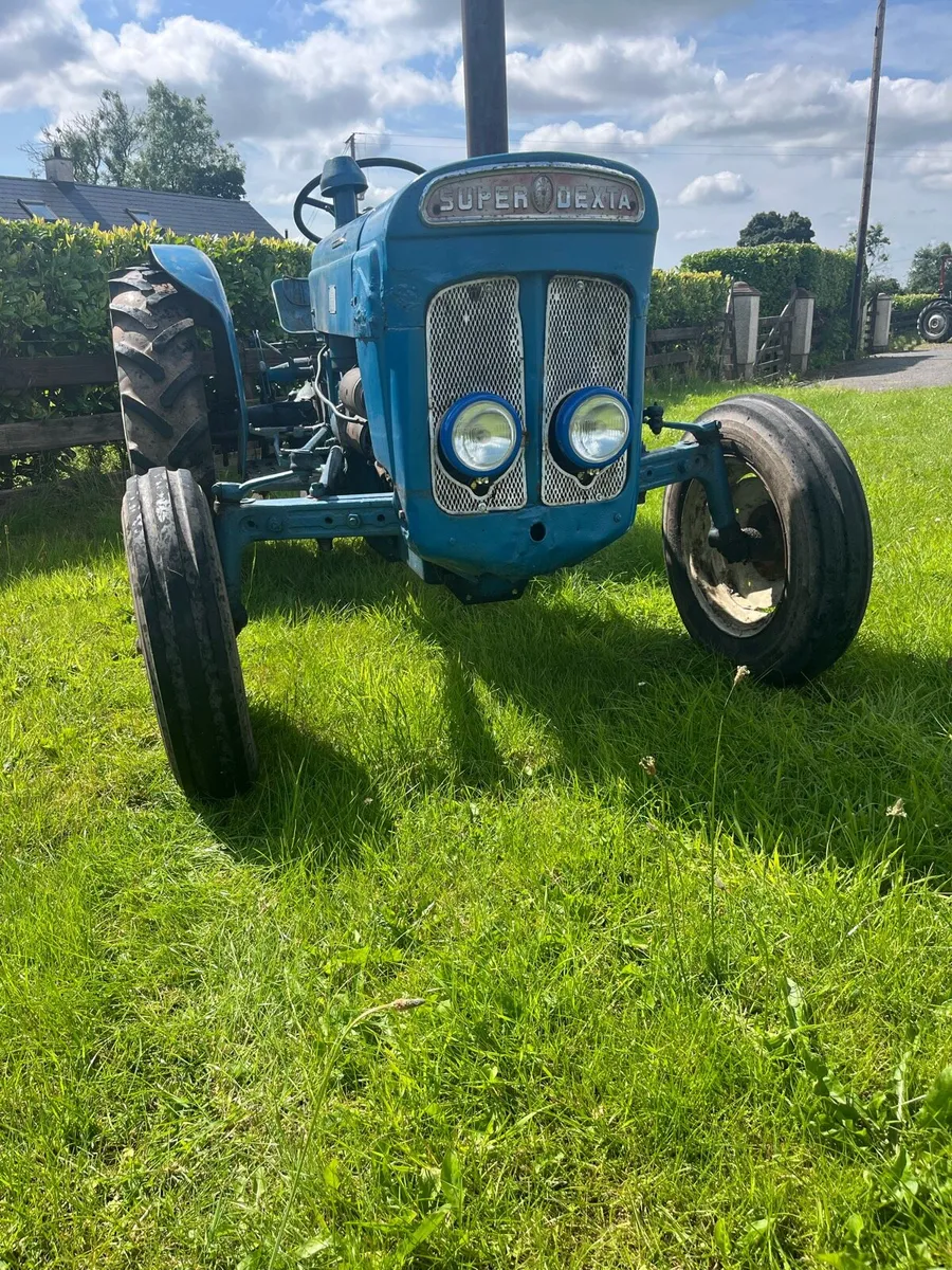 Fordson Super Dexta - Image 2