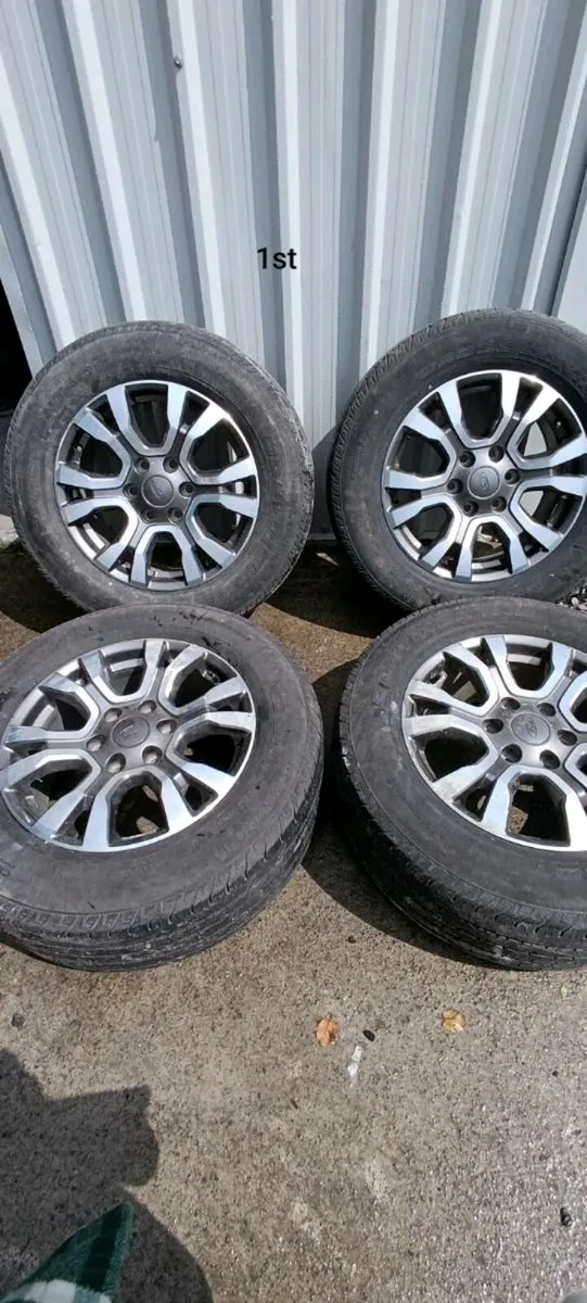 Wheels for Ford Ranger with tyres r18. Three sets - Image 1