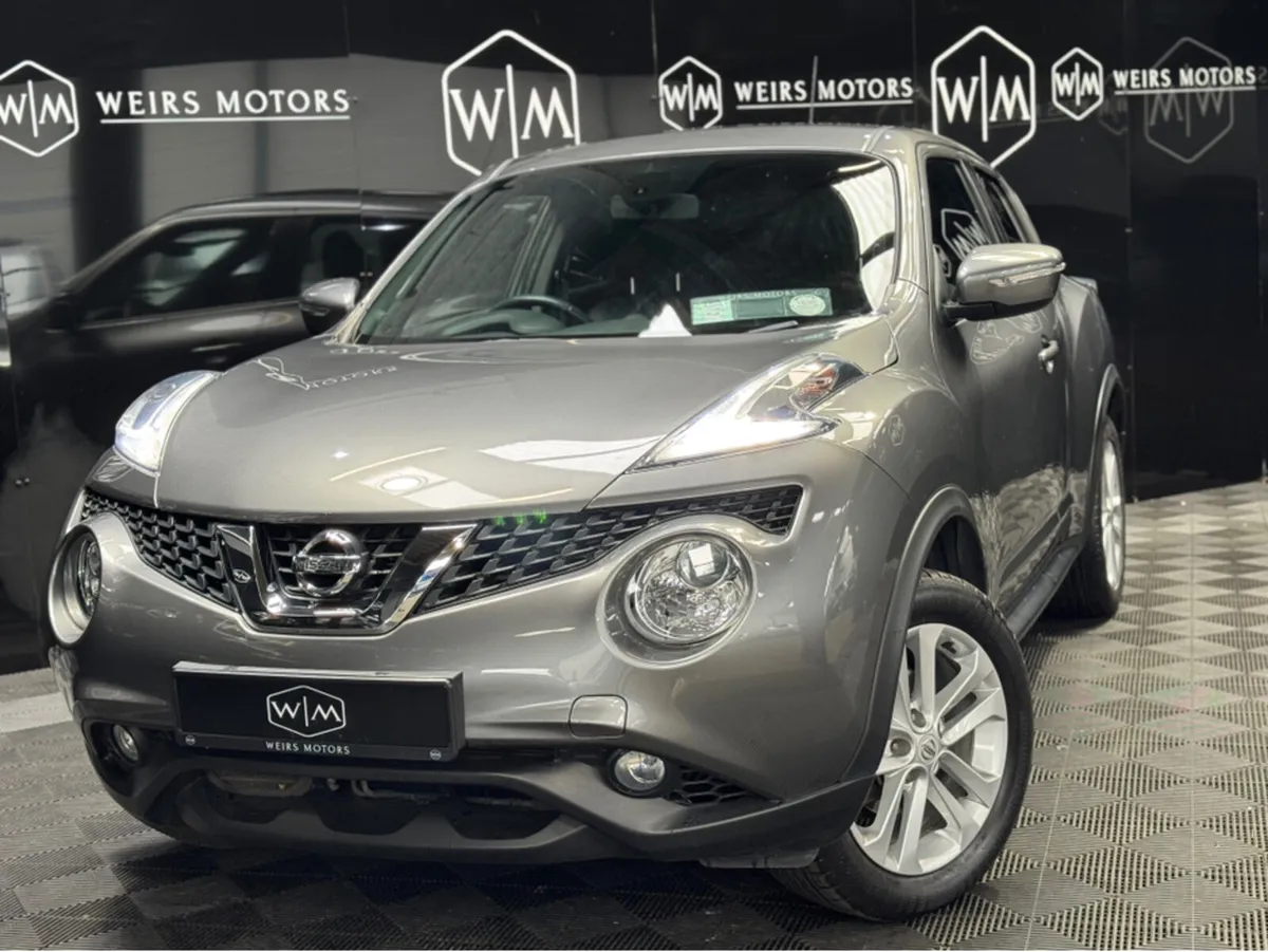 Nissan Juke 1.6 SV PREMIUM CVT 4DR AUTO // ONE OWN - Image 2