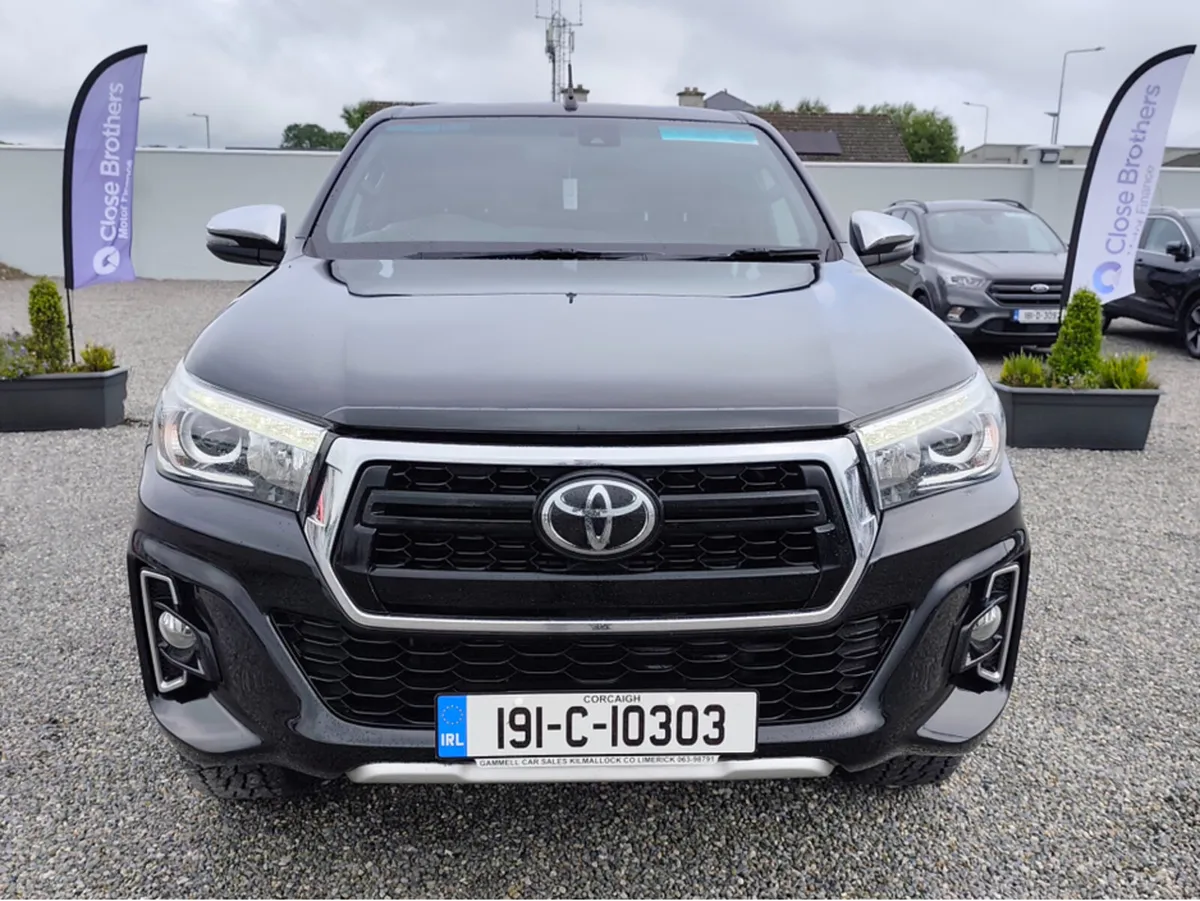 Toyota Hilux DC INVINCIBLE 4DR AUTO - Image 2