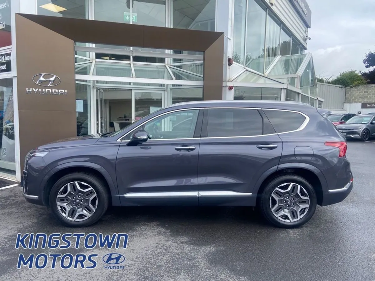 Hyundai Santa Fe Phev 5DR Auto - Image 3