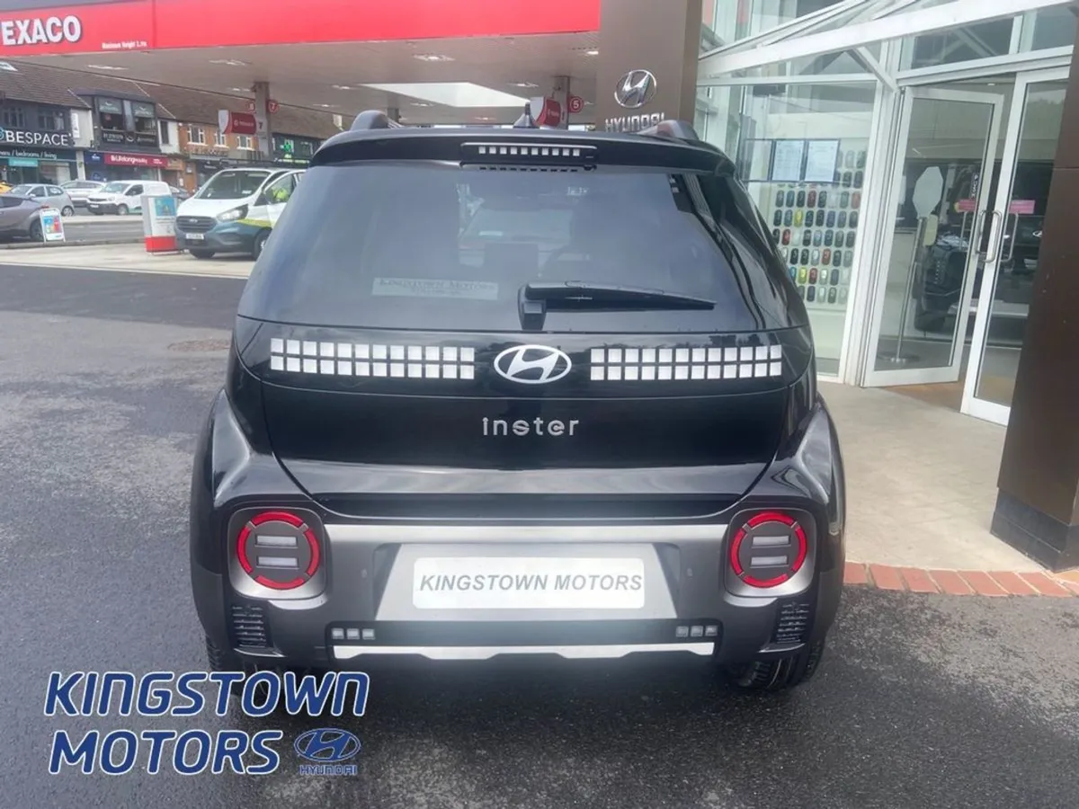 Hyundai INSTER Cross - Image 4