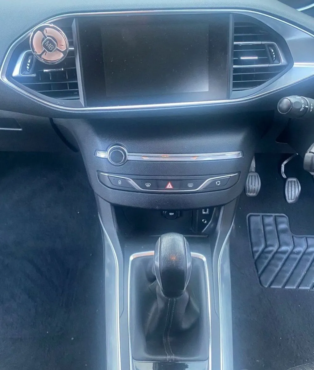 Peugeot 308 2014 - Image 4