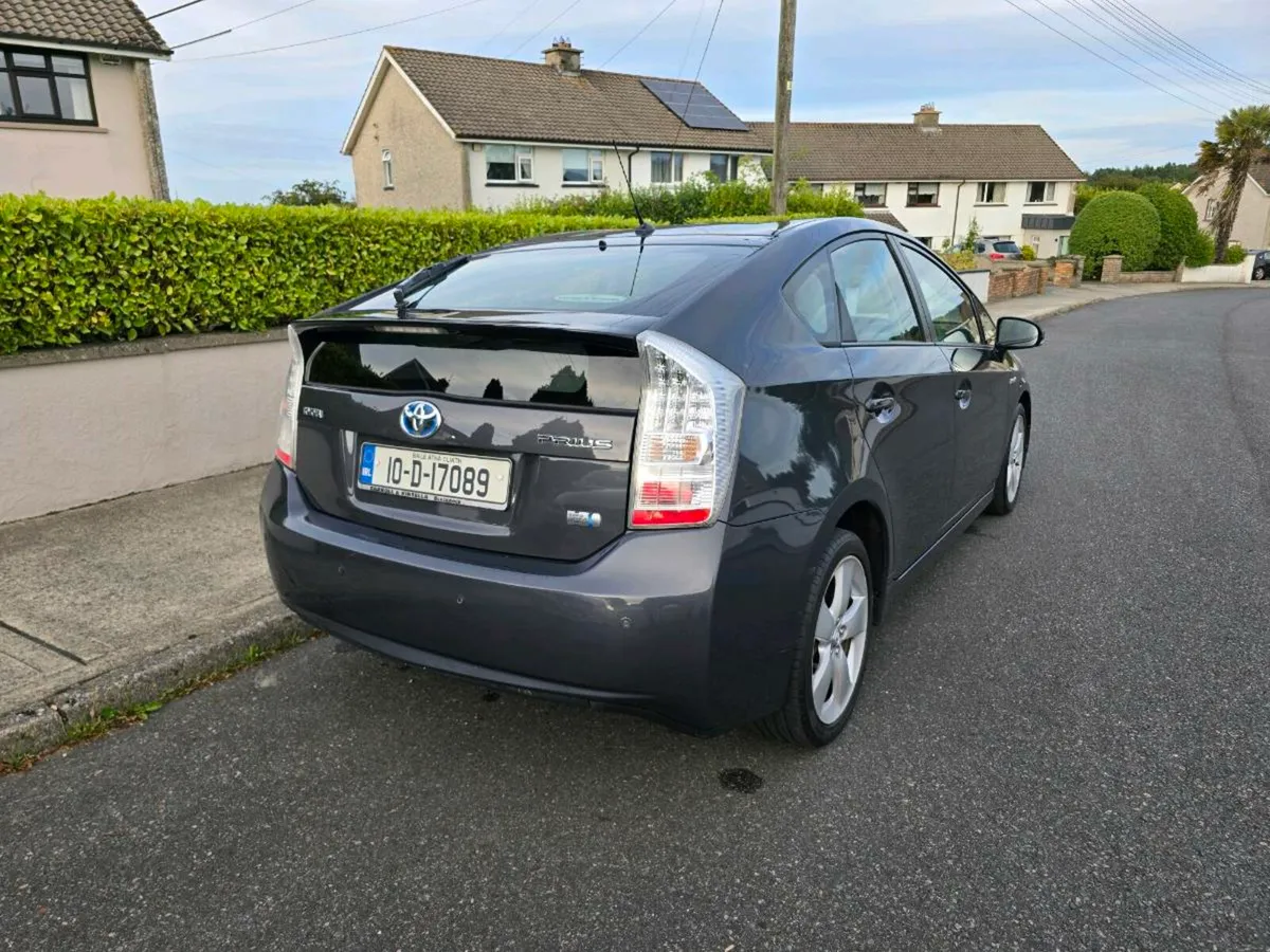 Toyota Prius 30 High Spec New NCT Low Mileage - Image 3