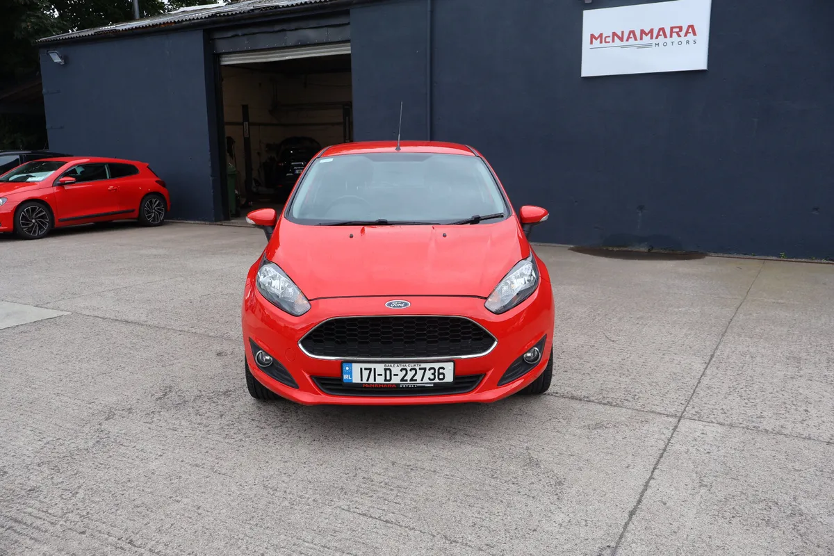 Ford Fiesta Zetec 1 Owner 91,000Km FSH Exceptional - Image 4