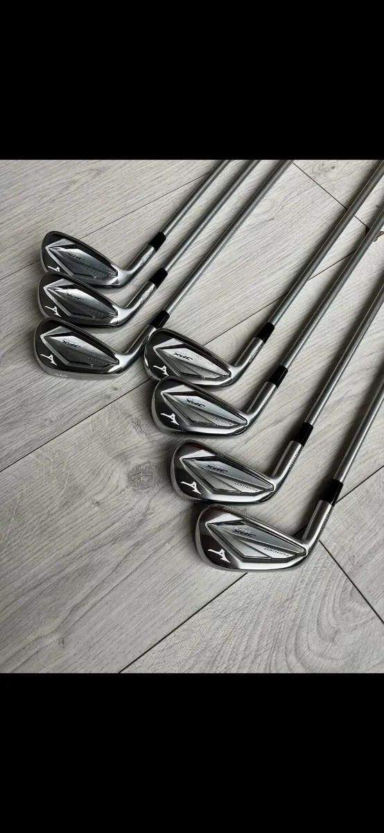 Left hand golf irons - Image 1