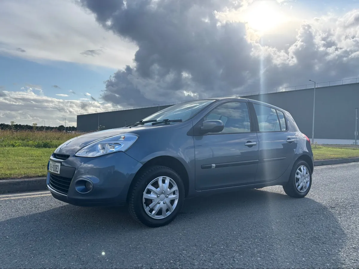 Renault Clio 2010 - Image 3