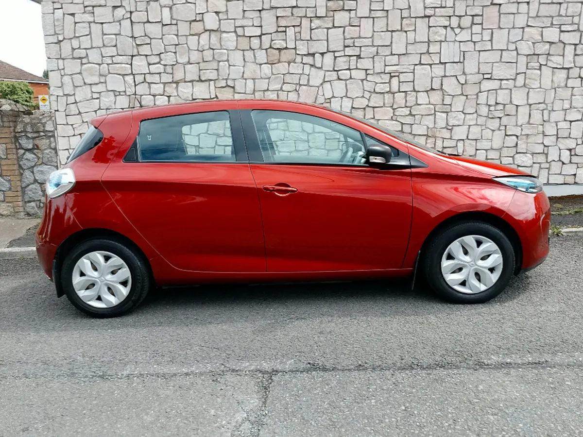 Renault Zoe Expression NAV R90 Z. e. 4 4DR - Image 2
